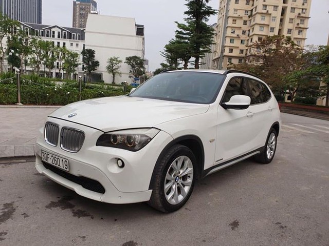 Bị lãng quên tại Việt Nam, chiếc SUV này của BMW bán lại chỉ hơn 500 triệu đồng - Ảnh 1.