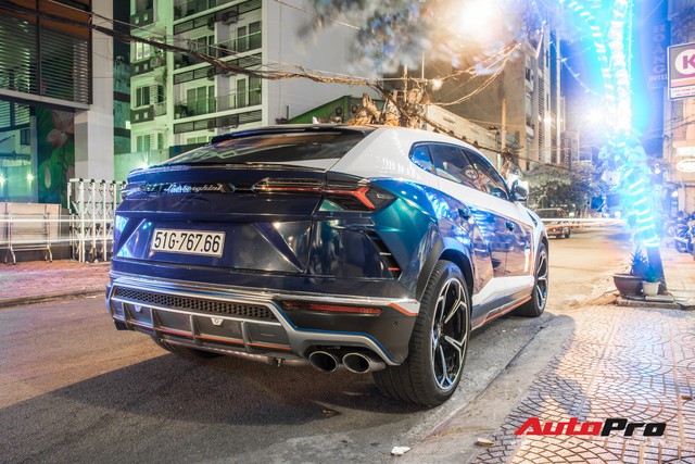 Minh nhựa lái siêu SUV Lamborghini Urus đi ăn đêm sau khi nhận Mercedes-AMG G63 Edition 1 - Ảnh 4.