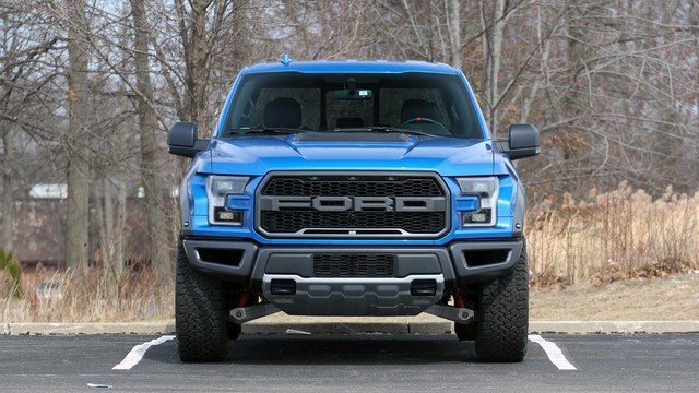 Ford F-150 Raptor sẽ xuất hiện thêm phiên bản động cơ V8 mạnh mẽ - Ảnh 4.