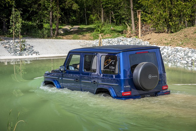 Stronger Than Time, mẫu xe kỷ niệm sinh nhật tuổi 40 của Mercedes-Benz G-Class - Ảnh 12. Stronger Than Time, mẫu xe kỷ niệm sinh nhật tuổi 40 của Mercedes-Benz G-Class - Ảnh 12.