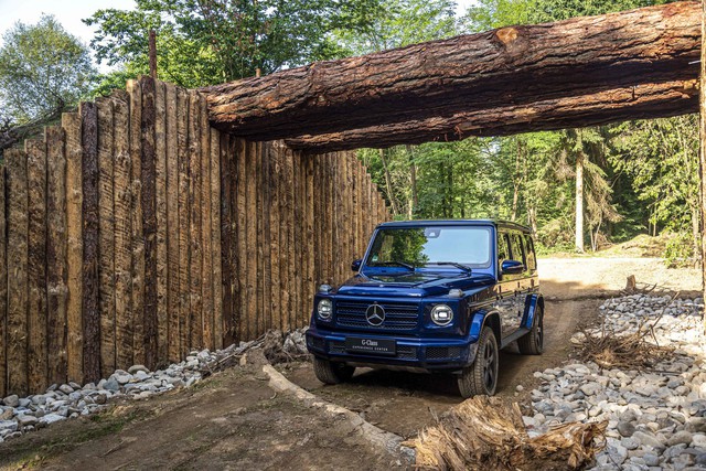 Stronger Than Time, mẫu xe kỷ niệm sinh nhật tuổi 40 của Mercedes-Benz G-Class - Ảnh 8.