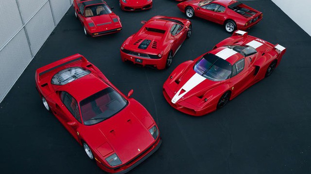 Bộ sưu tập Ferrari đắt giá "cũ như mới" lên sàn