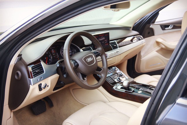 Audi A8 L 2015 giá gần 2,9 tỷ đồng, lựa chọn cho người chán Mẹc S, Bim 7 - Ảnh 4.