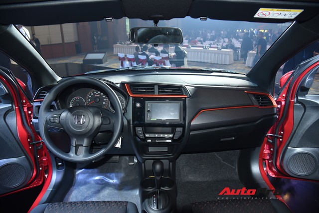 Chi tiết Honda Brio RS - Phép thử mới trong phân khúc xe cỡ nhỏ tại Việt Nam - Ảnh 8.