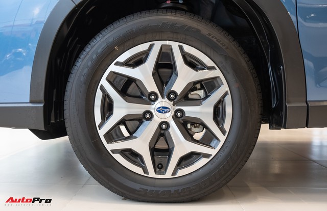 Khám phá Subaru Forester 2019 bản tiêu chuẩn giá ưu đãi 990 triệu đồng - có gì hơn Mazda CX-5 và Honda CR-V? - Ảnh 6.