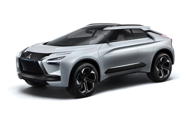 Mitsubishi cân nhắc hồi sinh Lancer - tin vui cho những gã mê cầm lái - Ảnh 2. Mitsubishi cân nhắc hồi sinh Lancer - tin vui cho những gã mê cầm lái - Ảnh 2.