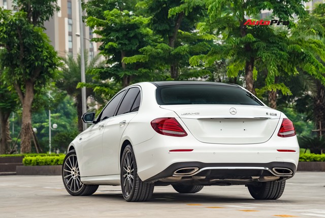 Đại gia Hà Nội bán Mercedes-Benz E300 AMG 2 năm tuổi chỉ lỗ 200 triệu là nhờ vào bí quyết này - Ảnh 5.