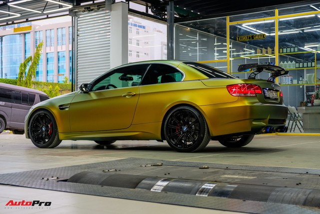 Vào xưởng độ Sài Gòn khám phá BMW M3 E93 Convertible tăng 100 mã lực đầu tiên Việt Nam - Ảnh 8. Vào xưởng độ Sài Gòn khám phá BMW M3 E93 Convertible tăng 100 mã lực đầu tiên Việt Nam - Ảnh 8.