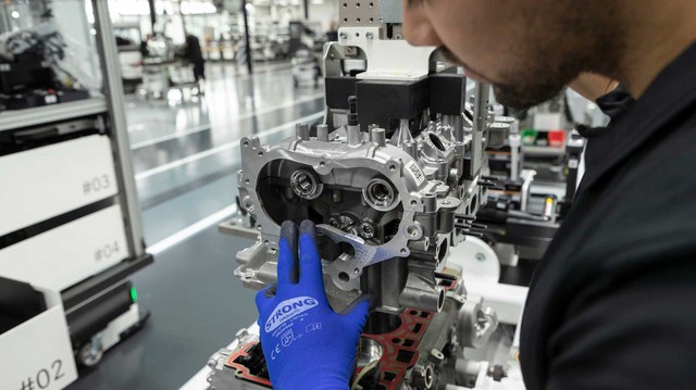 Mercedes-AMG tung động cơ 4 xy-lanh mạnh nhất lịch sử, sẽ lắp trên A-Class, CLA và GLB