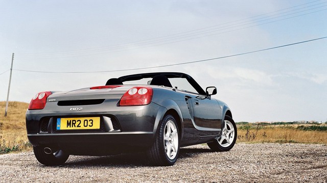 Sau Supra, Toyota sẽ mang huyền thoại MR2 trở lại