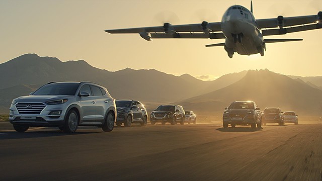Đây chính là quảng cáo 'nguyên team đi vào hết' của Hyundai đang gất sốt cộng đồng mạng