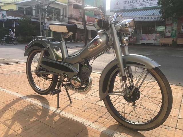 Cận cảnh bộ sưu tập Mobylette độ độc nhất vô nhị - Ảnh 9. Cận cảnh bộ sưu tập Mobylette độ độc nhất vô nhị - Ảnh 9.