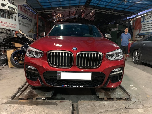 Bất ngờ xuất hiện BMW X4 M40i mạnh nhất, siêu độc tại Việt Nam, giá tính thuế 3,4 tỷ đồng - Ảnh 1.