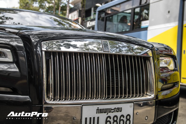 Rolls-Royce Ghost Series II biển Lào Lộc phát, lộc phát bất ngờ xuất hiện tại Sài Gòn - Ảnh 9.