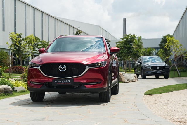 Mazda CX-5 bản nâng cấp chuẩn bị ra mắt Việt Nam, quyết giành lại ngôi vương từ Honda CR-V - Ảnh 1.