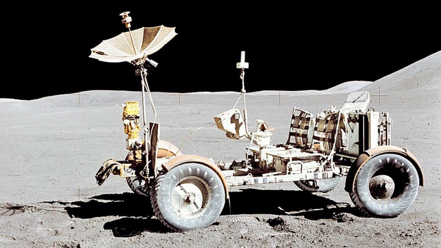 Chiếc xe ô tô đầu tiên chạy trên Mặt Trăng có gì đặc biệt, khác với “siêu xe” hiện nay? - Ảnh 4.