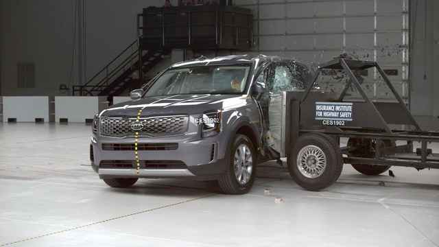 Kia Telluride có thể về Việt Nam mất danh hiệu an toàn cao nhất vì những lỗi nhỏ này