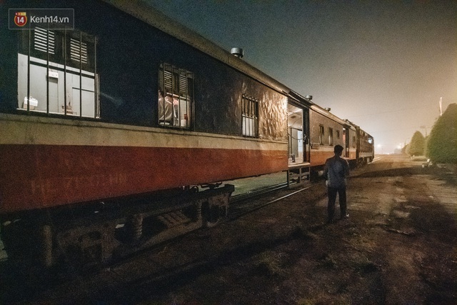 8 giờ trên chuyến tàu kỳ lạ nhất Việt Nam: Rời ga mà không có một hành khách nào - Ảnh 3.