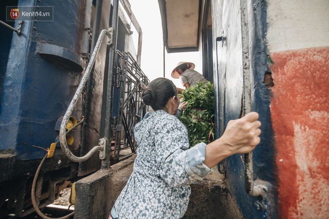8 giờ trên chuyến tàu kỳ lạ nhất Việt Nam: Rời ga mà không có một hành khách nào - Ảnh 18.