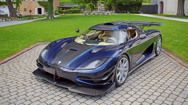 Koenigsegg 'dỗi' vì siêu xe khét tiếng trong bộ sưu tập của lãnh đạo tham nhũng bị đấu giá quá thấp nhưng người cầm trịch không thèm đoái hoài
