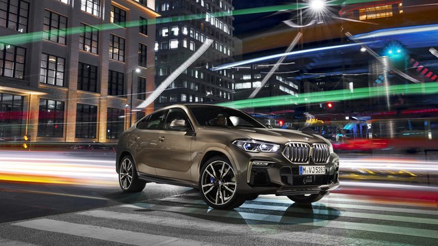 Ra mắt BMW X6 thế hệ mới - Đàn em X7 sẽ trình diện tại Việt Nam cuối tuần này