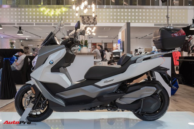 Đánh giá nhanh BMW C400X và C400GT vừa ra mắt Việt Nam: Cặp đôi mô tô với công nghệ như ô tô cho fan Bim - Ảnh 3. Đánh giá nhanh BMW C400X và C400GT vừa ra mắt Việt Nam: Cặp đôi mô tô với công nghệ như ô tô cho fan Bim - Ảnh 3.