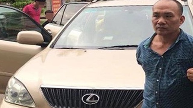 Ngày làm Tổng giám đốc công ty bất động sản, đêm lái xe Lexus đi trộm cắp