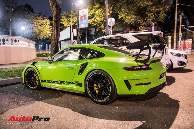 Porsche 911 GT3 RS Lizard Green độc nhất Việt Nam lần đầu ra phố Sài Gòn, thêm nhiều chi tiết độ TechArt Carbon khủng - Ảnh 12.