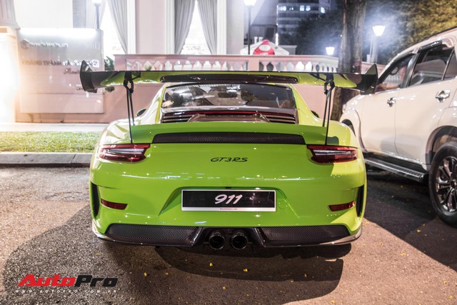 Porsche 911 GT3 RS Lizard Green độc nhất Việt Nam lần đầu ra phố Sài Gòn, thêm nhiều chi tiết độ TechArt Carbon khủng - Ảnh 14.