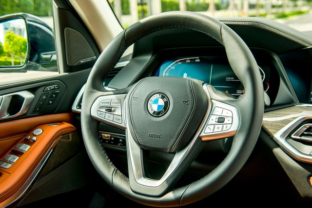 Chi tiết BMW X7 chính hãng: Lấy trang bị và giá bán đè bẹp Lexus LX570 - Ảnh 7.