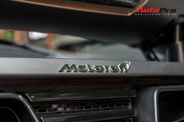 Vừa thay áo mới, McLaren 650S Spider của đại gia Bến Tre đã lên decal phong cách xe đua nhưng có 2 chi tiết đáng chú ý hơn cả - Ảnh 15. Vừa thay áo mới, McLaren 650S Spider của đại gia Bến Tre đã lên decal phong cách xe đua nhưng có 2 chi tiết đáng chú ý hơn cả - Ảnh 15.