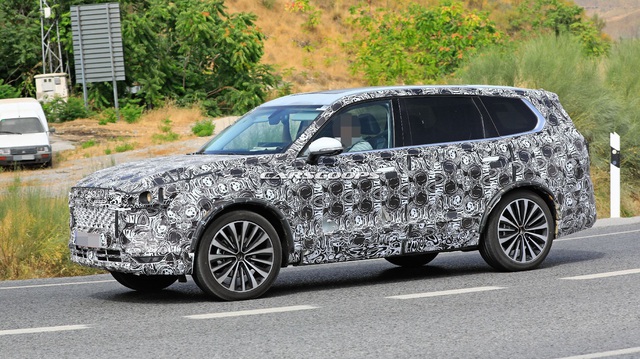 Đây chính là "BMW X7 giá rẻ" sắp ra mắt
