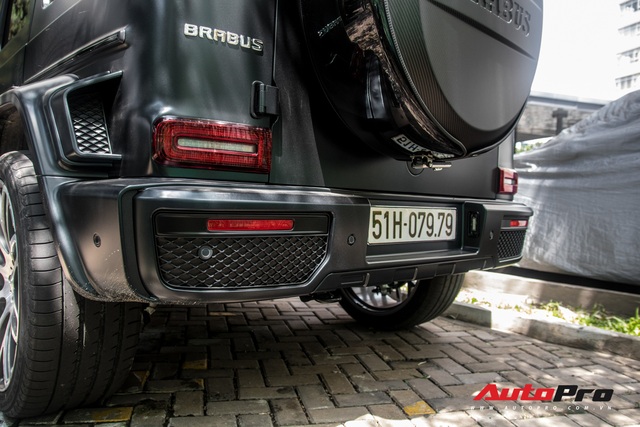‘Khủng long’ Mercedes-AMG G63 độ bodykit Brabus xuất hiện trên phố, biển số dễ gây lầm tưởng với xe của Minh Nhựa - Ảnh 17.