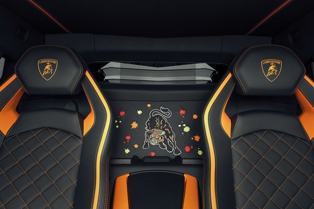 Lamborghini tẩy trắng Aventador S rồi để nghệ sỹ 19 tuổi tự phối màu và cái kết đầy bất ngờ - Ảnh 10.