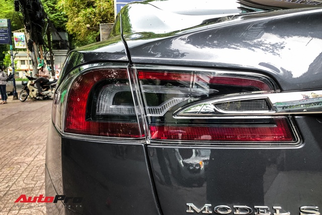 Tesla Model S 100D độc nhất Việt Nam lần đầu lăn bánh sau 6 tháng về nước - Ảnh 16.