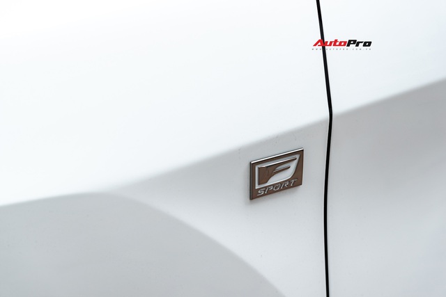 3 năm tuổi, Lexus RX350 F-Sport vẫn giữ giá hơn 3,8 tỷ đồng - Ảnh 2.