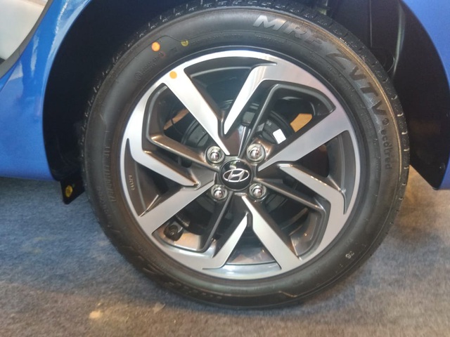 Ảnh thực tế và giá tham khảo Hyundai Grand i10 thế hệ mới sẽ về Việt Nam - Ảnh 12. Ảnh thực tế và giá tham khảo Hyundai Grand i10 thế hệ mới sẽ về Việt Nam - Ảnh 12.