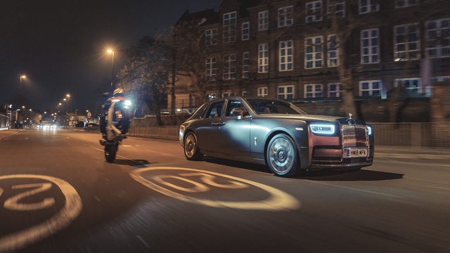 Rolls-Royce nói không với công nghệ hybrid để 'nhảy cóc' phát triển xe điện