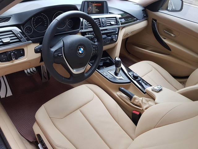Ông bố sinh năm 1996 tậu xe lướt BMW 320i giá 1,2 tỷ đồng khiến nhiều người trầm trồ - Ảnh 5. Ông bố sinh năm 1996 tậu xe lướt BMW 320i giá 1,2 tỷ đồng khiến nhiều người trầm trồ - Ảnh 5.