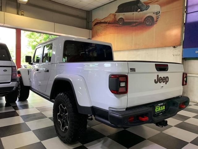 Chi tiết hàng độc Jeep Gladiator 2020 vừa về Việt Nam - bán tải cho nhà giàu thích khác biệt - Ảnh 3.