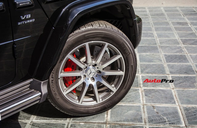 Khám phá Mercedes-AMG G63 bản thường đầu tiên Việt Nam: Có gì khác sau mức giá rẻ hơn 500 triệu đồng so với Edition 1? - Ảnh 13. Khám phá Mercedes-AMG G63 bản thường đầu tiên Việt Nam: Có gì khác sau mức giá rẻ hơn 500 triệu đồng so với Edition 1? - Ảnh 13.