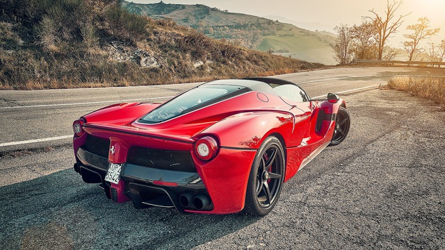 Để trở thành chủ sở hữu siêu xe Ferrari chính hãng, thứ bạn cần không chỉ đơn giản là tiền - Ảnh 5. Để trở thành chủ sở hữu siêu xe Ferrari chính hãng, thứ bạn cần không chỉ đơn giản là tiền - Ảnh 5.