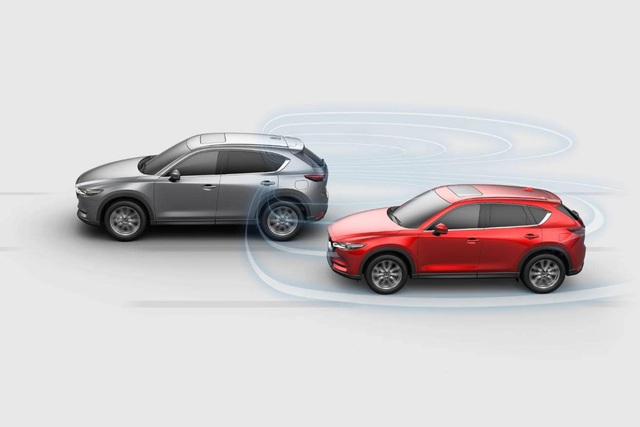 Mazda CX-5 đối đầu Honda CR-V: Chọn công nghệ, tiện nghi hay thực dụng? - Ảnh 6.