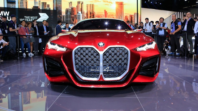 Tưởng chỉ có ảnh chế, ai ngờ BMW ra mắt xe có tản nhiệt to quá đà như thế này