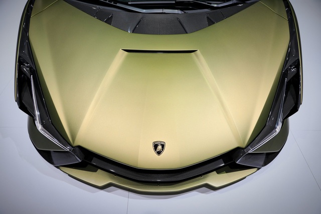 Chiêm ngưỡng Lamborghini Sián ngoài đời thực: Đẹp mê mẩn! - Ảnh 6.