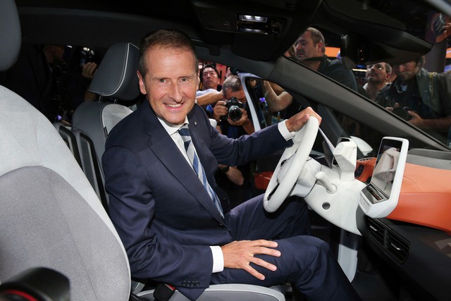 Dàn lãnh đạo Volkswagen lại tiếp tục dính cáo buộc về scandal gian lận khí thải - Ảnh 1.