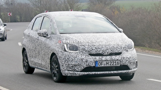 Honda Jazz 2020 chốt lịch ra mắt, Toyota Yaris cần dè chừng