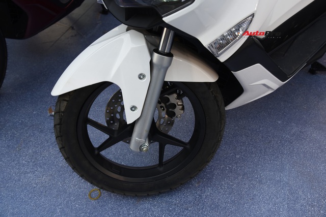 Xe máy điện Hàn Quốc MBI chính thức ra mắt khách hàng Việt với giá sốc và chính sách đổi pin gây choáng - Ảnh 8. Xe máy điện Hàn Quốc MBI chính thức ra mắt khách hàng Việt với giá sốc và chính sách đổi pin gây choáng - Ảnh 8.