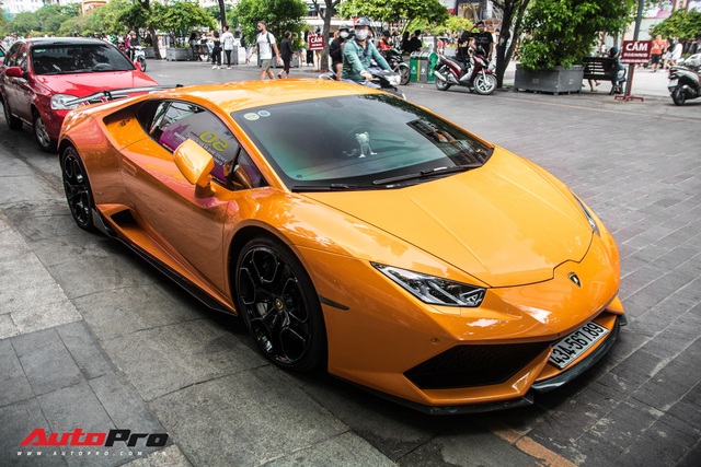 Đại gia may mặc Đà Nẵng bán Lamborghini Huracan “san bằng tất cả” vào Sài Gòn - Ảnh 13.