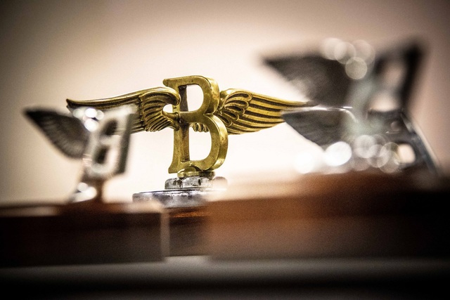 Bentley đem biểu tượng Flying B trở lại đối đầu Spirit of Ecstasy của Rolls-Royce - Ảnh 3.